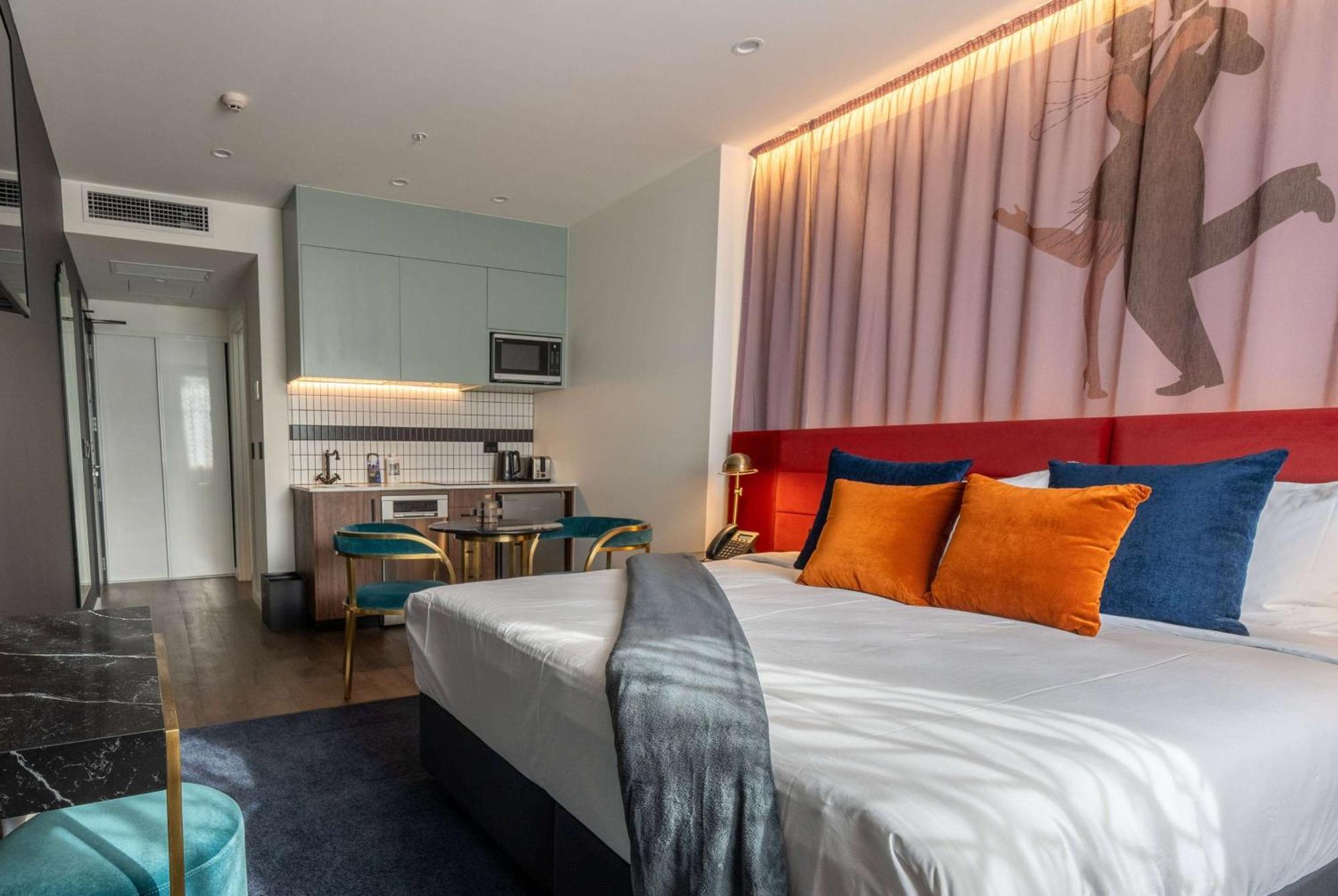 Готель Tryp By Wyndham Wellington, Tory Street Екстер'єр фото