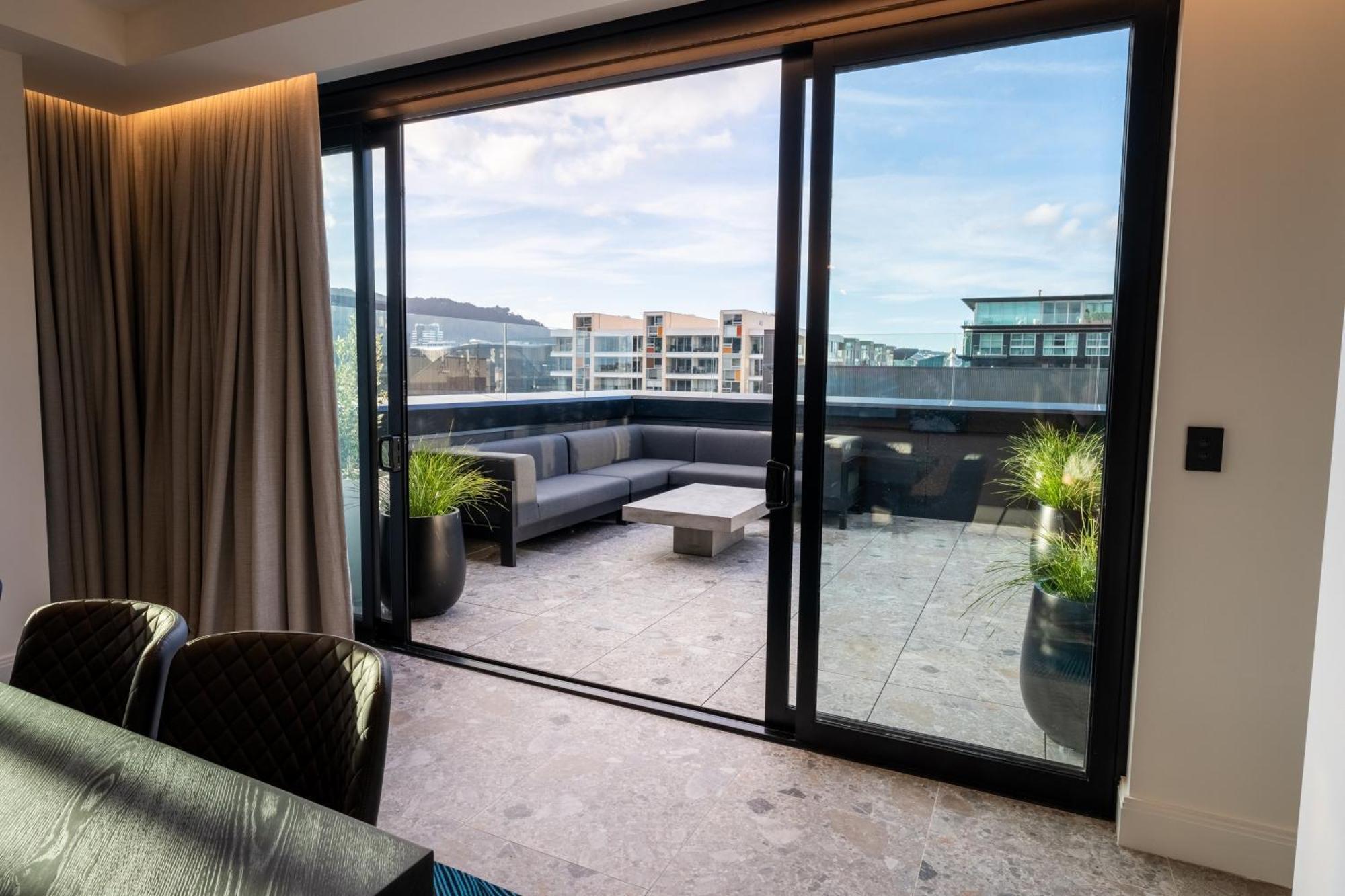 Готель Tryp By Wyndham Wellington, Tory Street Екстер'єр фото